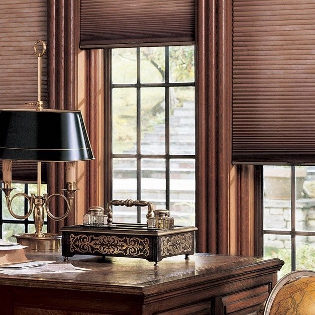 Hunter Douglas Dealer Image